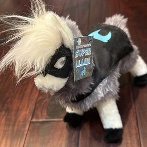 Classy Llama plush toy - Limited Edition NWT